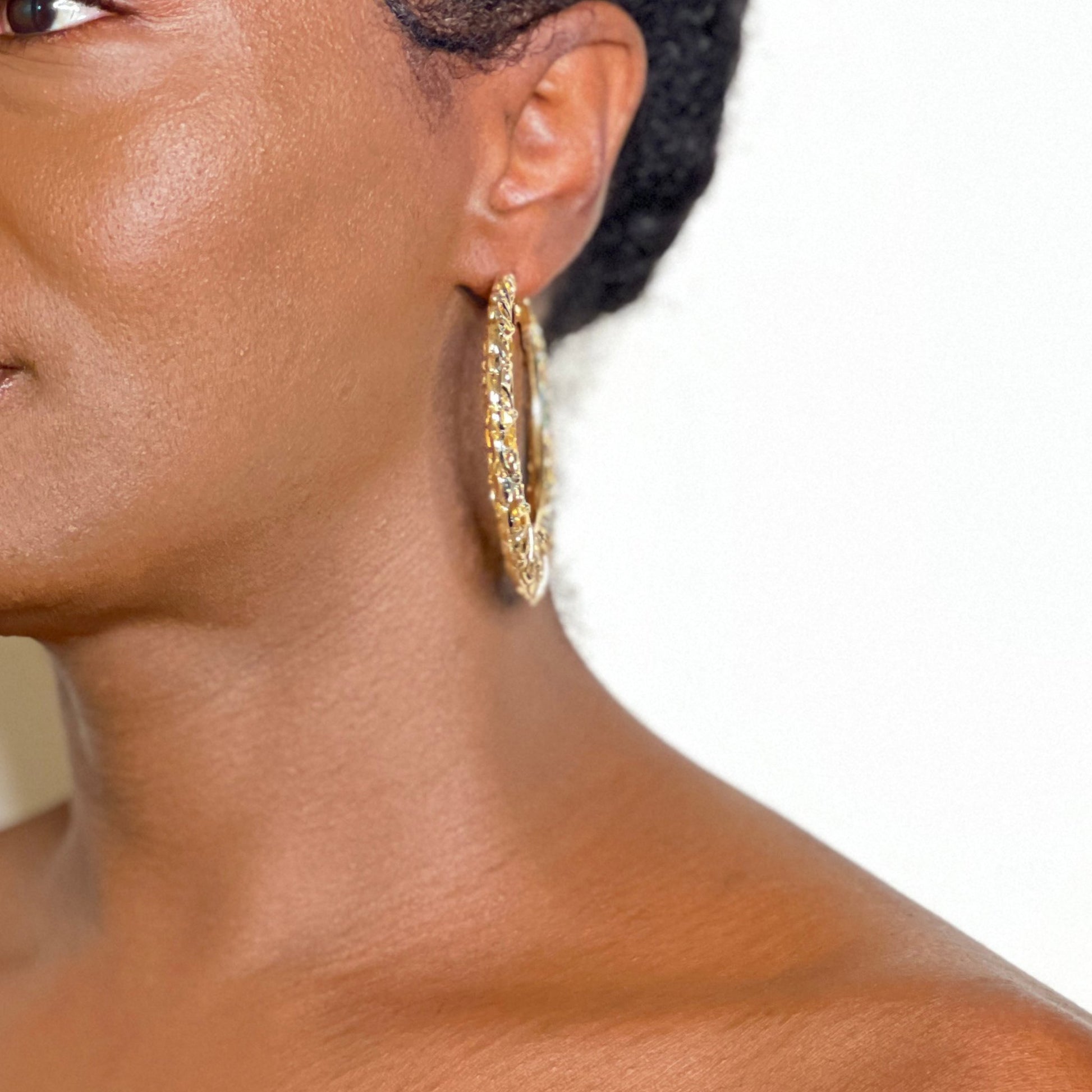 Filigree Hoops Earring Mo'Nique Couture Fashions 