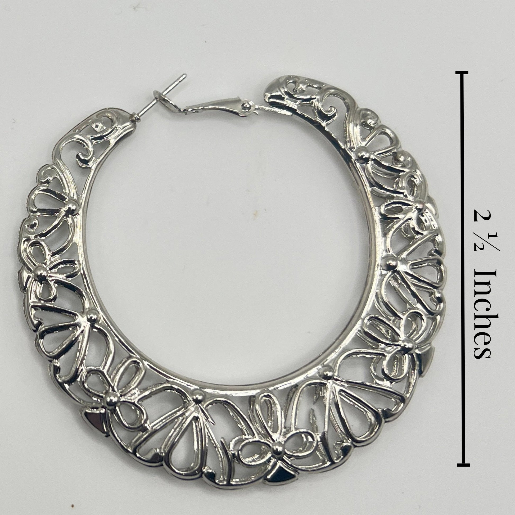 Filigree Hoops Earring Mo'Nique Couture Fashions 